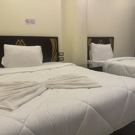 Pyramids And Sphinx Hotel Kafrat al Jabal Ngoại thất bức ảnh