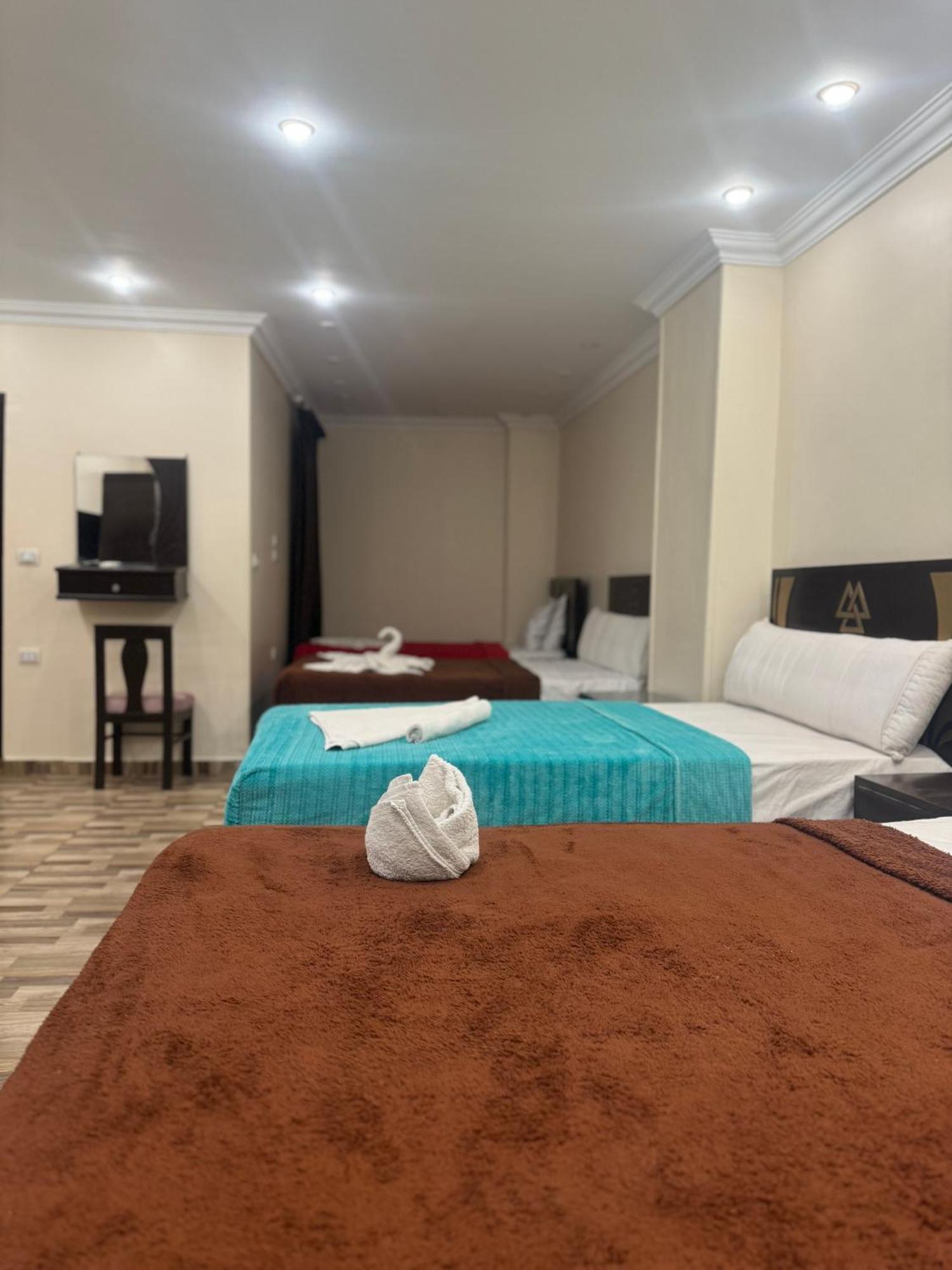 Pyramids And Sphinx Hotel Kafrat al Jabal Ngoại thất bức ảnh