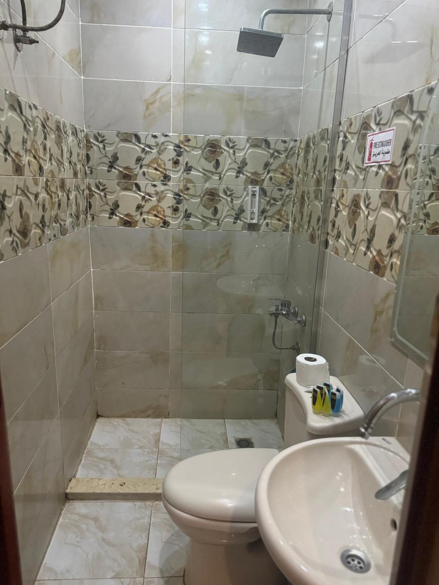 Pyramids And Sphinx Hotel Kafrat al Jabal Ngoại thất bức ảnh